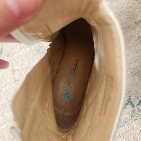 Betsey Johnson White Pearl Embellished Ankle Boots - Picture 4 of 5